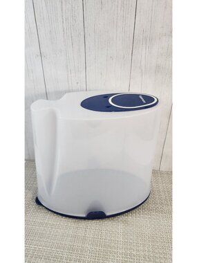 RARE BLUE TUPPERWARE BLUE FIFO CEREAL STORAGE CONTAINER FIRST IN FIRST OUT 4001A